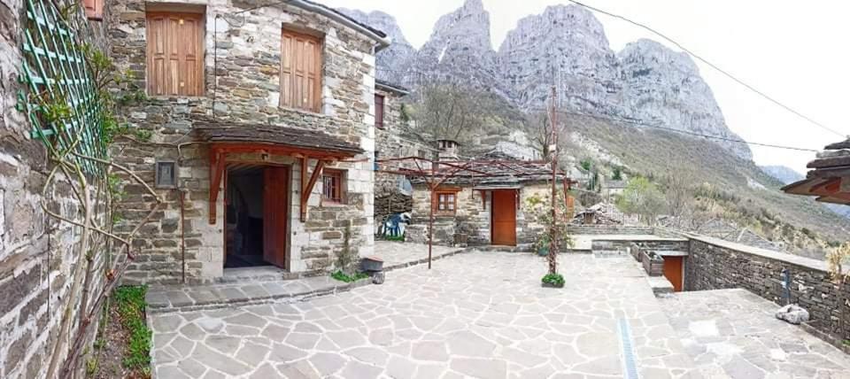 Ανδρομέδα: Παραδοσιακό Κατάλυμμα Villa ปาปิงโก ภายนอก รูปภาพ